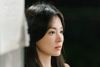 Song Hye Kyo bị chê hết thời, diễn xuất bao nhiêu năm không tiến bộ